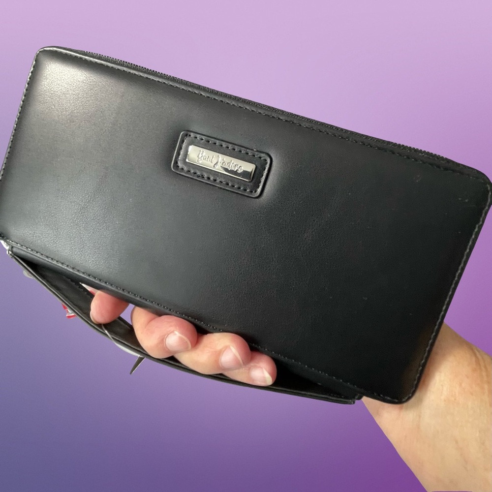Yani J'adore Midnight Dream Collection Black Zip Around Wallet NWT Hello Kitty